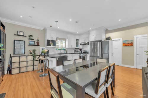 723 12Th Avenue E, Vancouver, BC 