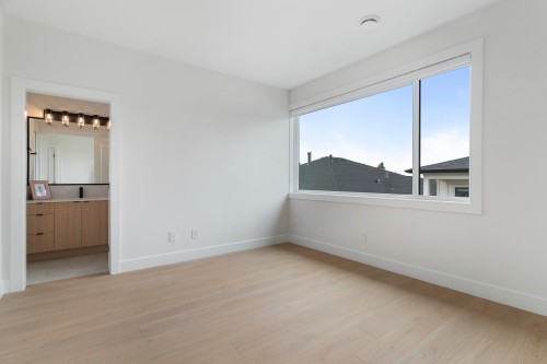 1-7822 Goodlad Street, Burnaby, BC 