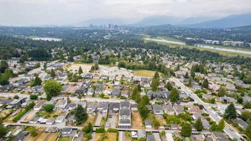 1-7822 Goodlad Street, Burnaby, BC 