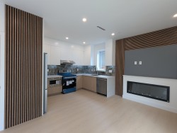 2891 Eton Street  Vancouver, BC V5K 1K4
