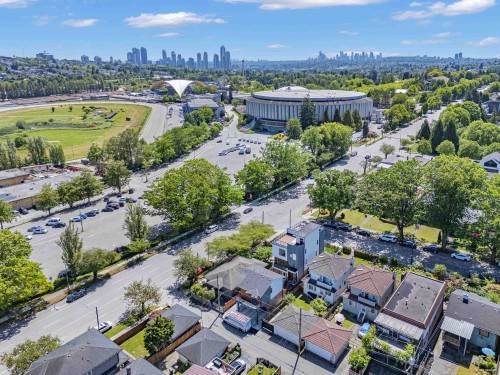 2891 Eton Street, Vancouver, BC 