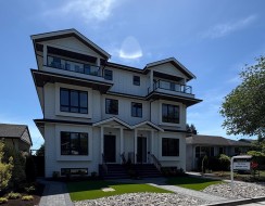3-3786 Peter Street  Burnaby, BC V5J 1N4