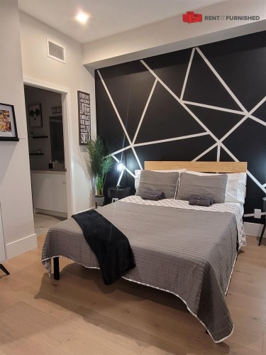 1591 Bowser Avenue, Vancouver, BC 