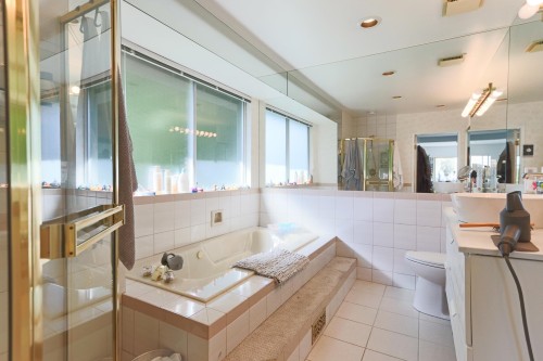 4591 Woodgreen Drive, West Vancouver, BC 