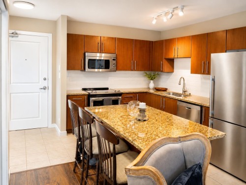 1303-2088 Madison Avenue, Burnaby, BC 