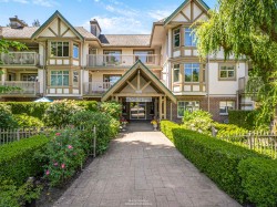 409-2059 Chesterfield Avenue  North Vancouver, BC V7M 2P4