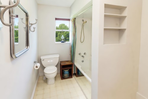 22450 Streng Avenue, Maple Ridge, BC 