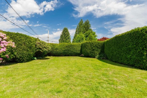 22450 Streng Avenue, Maple Ridge, BC 