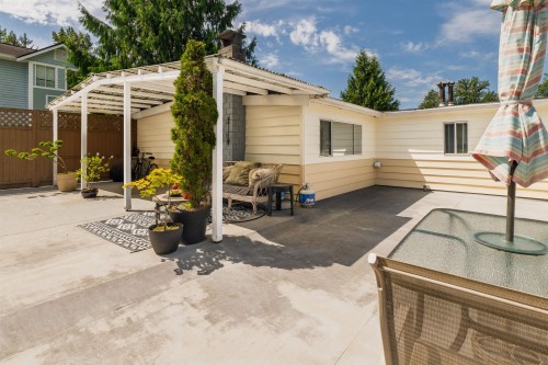 22450 Streng Avenue, Maple Ridge, BC 