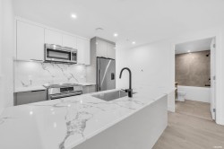 2218 1st Avenue E Vancouver, BC V5N 1B6