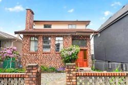 2031 23rd Avenue E Vancouver, BC V5N 2T9