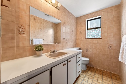 2031 23Rd Avenue E, Vancouver, BC 