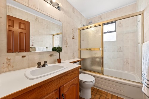 2031 23Rd Avenue E, Vancouver, BC 