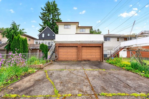 2031 23Rd Avenue E, Vancouver, BC 