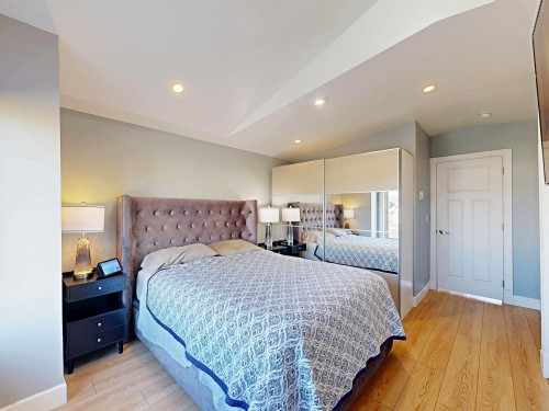 7377 Stride Avenue, Burnaby, BC 