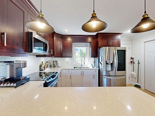 7377 Stride Avenue, Burnaby, BC 