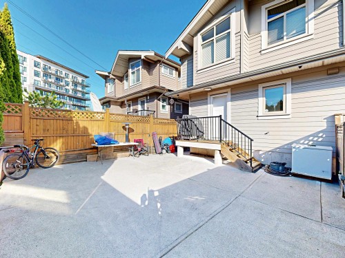 7377 Stride Avenue, Burnaby, BC 
