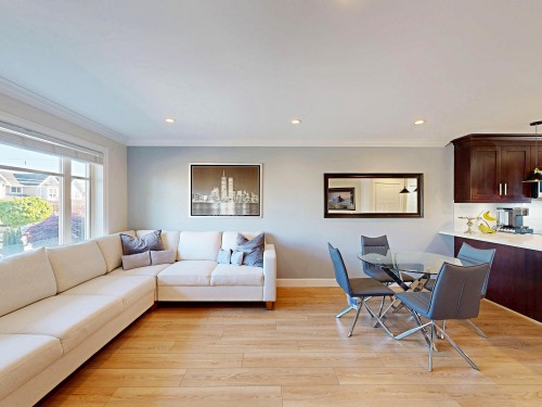 7377 Stride Avenue, Burnaby, BC 