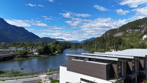 415-1500 Scott Crescent, Squamish, BC 