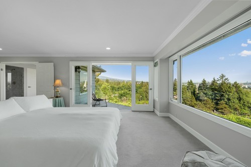 816 Anderson Crescent, West Vancouver, BC 