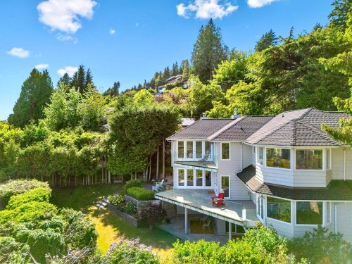 816 Anderson Crescent, West Vancouver, BC 
