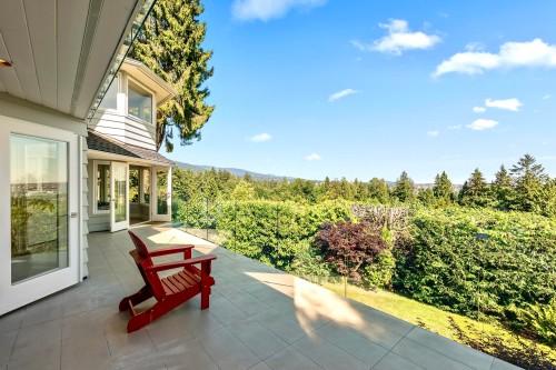 816 Anderson Crescent, West Vancouver, BC 