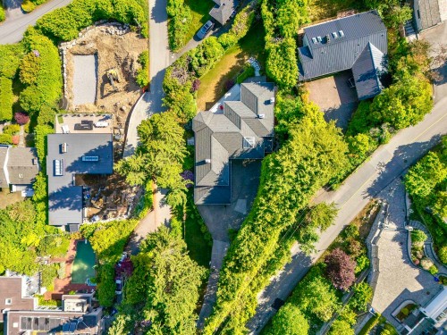 816 Anderson Crescent, West Vancouver, BC 