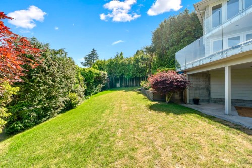 816 Anderson Crescent, West Vancouver, BC 
