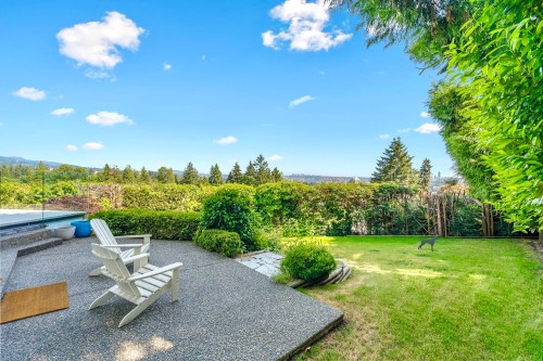 816 Anderson Crescent, West Vancouver, BC 