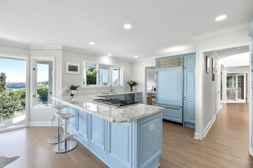 816 Anderson Crescent, West Vancouver, BC 