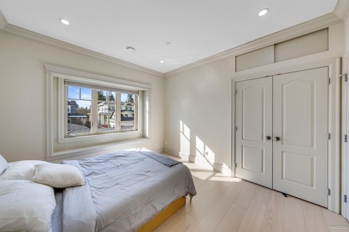 6633 Neal Street, Vancouver, BC 