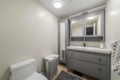 201-444 6Th Avenue E, Vancouver, BC 