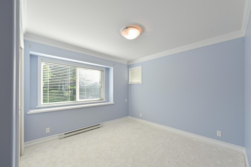 1275 20Th Street, West Vancouver, BC 