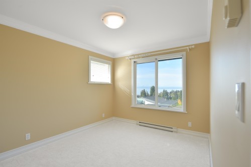 1275 20Th Street, West Vancouver, BC 
