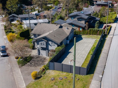 954 Tudor Avenue, North Vancouver, BC 