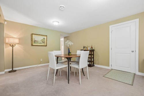 954 Tudor Avenue, North Vancouver, BC 