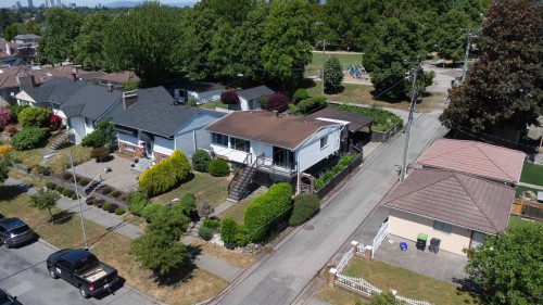 1987 61St Avenue E, Vancouver, BC 