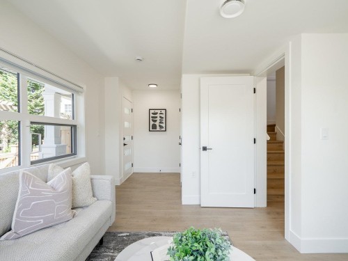 2-7117 Lindsay Road, Richmond, BC 