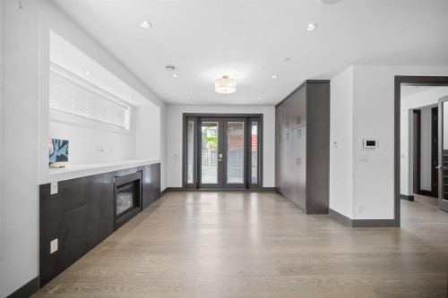 7493 Gatineau Place, Vancouver, BC 