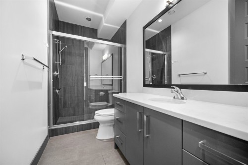 7493 Gatineau Place, Vancouver, BC 