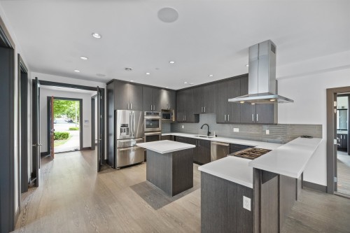 7493 Gatineau Place, Vancouver, BC 