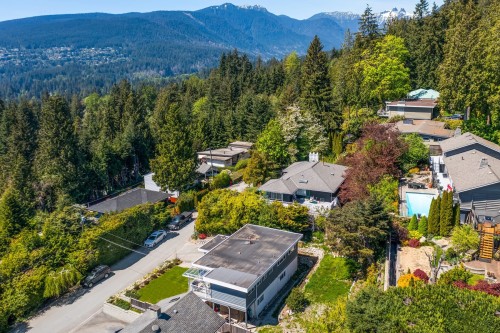 454 Monteray Avenue, North Vancouver, BC 