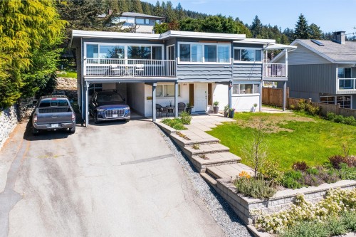 454 Monteray Avenue, North Vancouver, BC 