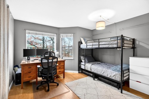 304-19236 Ford Road, Pitt Meadows, BC 
