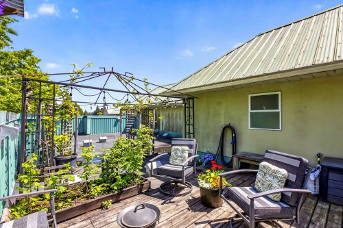 304-19236 Ford Road, Pitt Meadows, BC 
