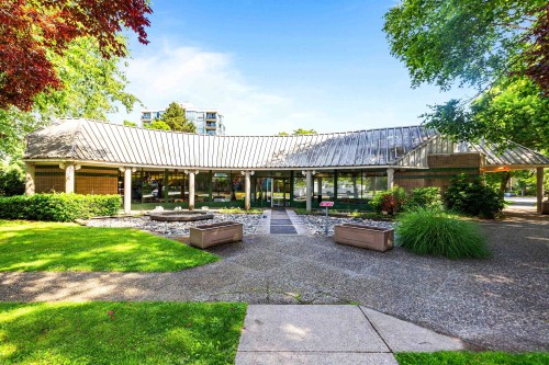 304-19236 Ford Road, Pitt Meadows, BC 