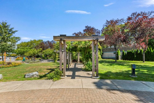 304-19236 Ford Road, Pitt Meadows, BC 
