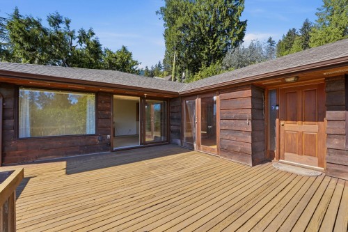 3155 Dickinson Crescent, West Vancouver, BC 