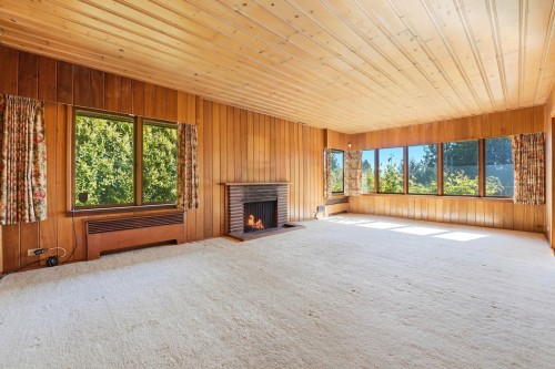 3155 Dickinson Crescent, West Vancouver, BC 