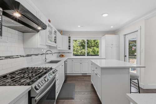876 Harris Place, Delta, BC 